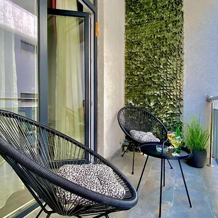 Sea View Apartament *